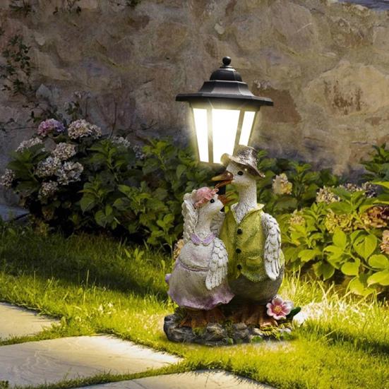 Statua da Giardino con Lampada Solare a LED Resistente alle Intemperie Ricarica Automatica Decorazione Scultura da Esterno per Patio Luce LED