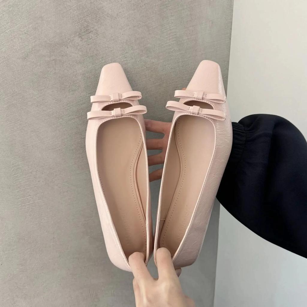 Fashion French Design Butterfly Knot Hollow out Flat Bottom Women's Shoes Soft Sole Low Cut Sweet Style Floral Pattern Summer Flats