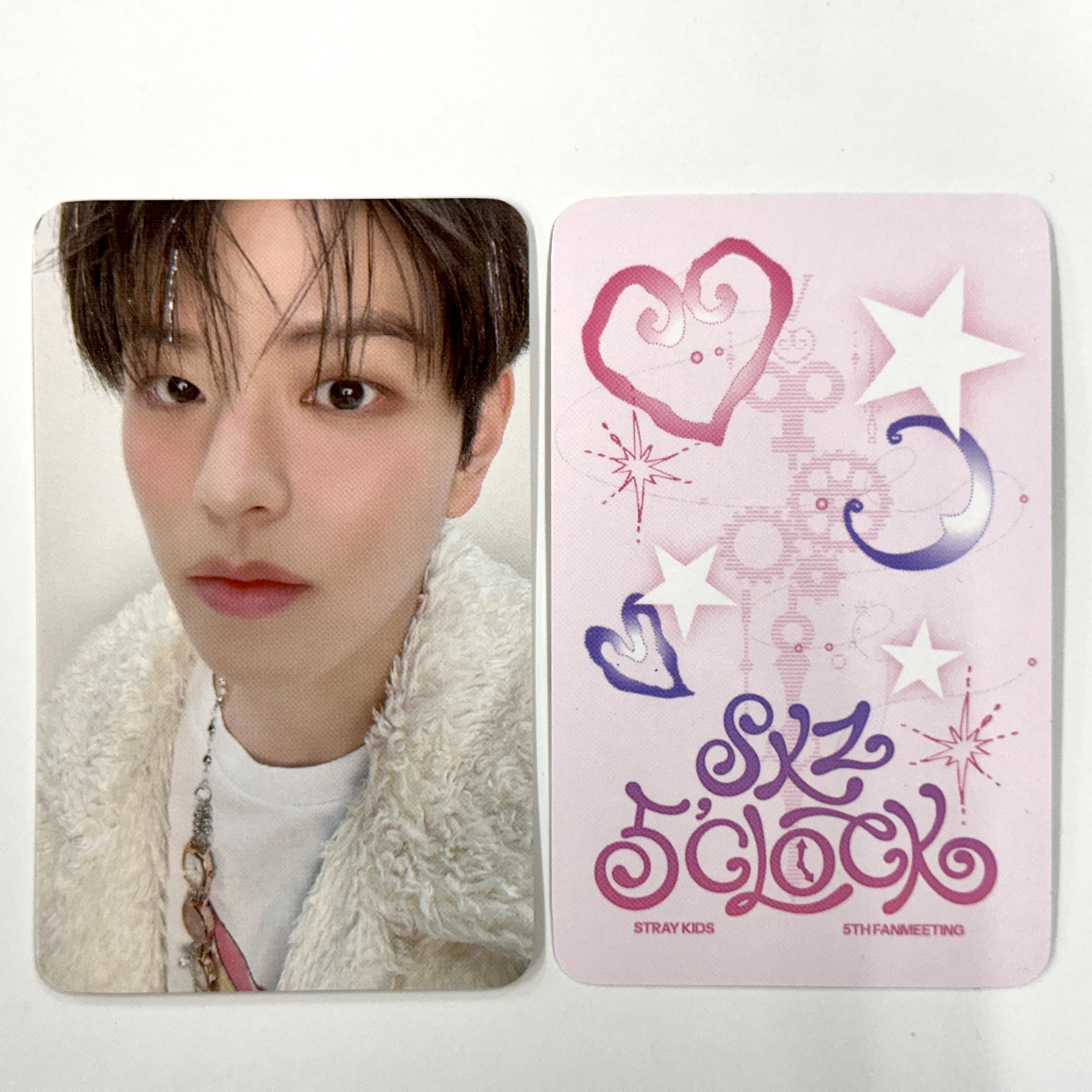 

Stray Kids 5-й фан-митинг 5 CLOCK JYP SHOP POB Фотокарточка Seungmin