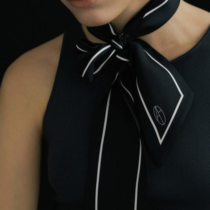 AVVINA PELLE Long Twilly Silk Scarf - Black