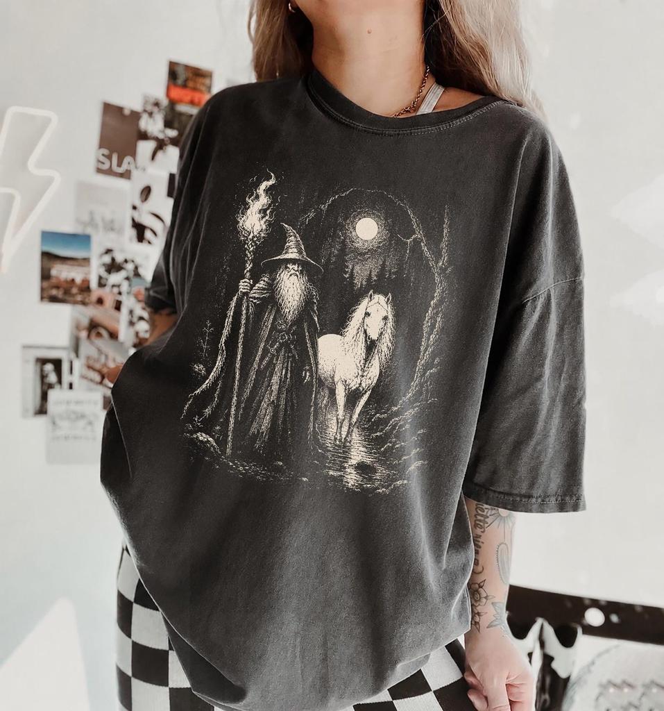 Wizard Dark Fantasy T-Shirt, Vintage Fantasy Graphic Tee, Mystic Journey Artwork, Retro Grunge Magical Y2K Top, Mystical Wizard Gift