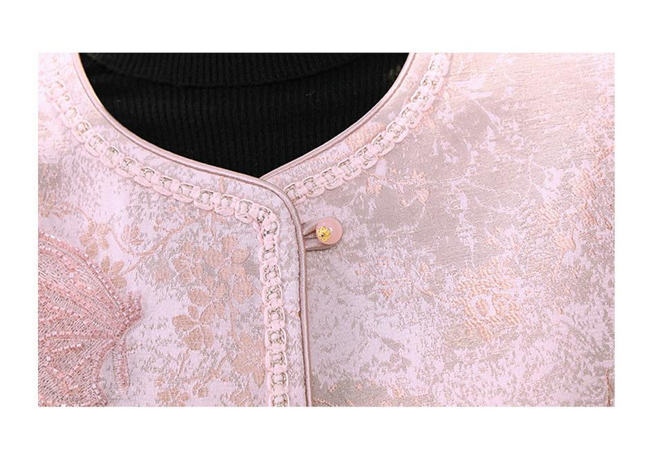 Mom's New Chinese-Style Spring Jacket for Middle-Aged & Elderly Women - Elegant Windbreaker for Spring & Autumn Seasons
