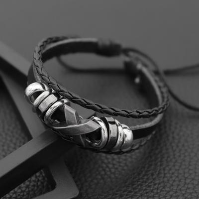 Mode Perlen Pop X Kreative Buchstaben Herren Kreativ Punk Lederarmband Armband Zubehör