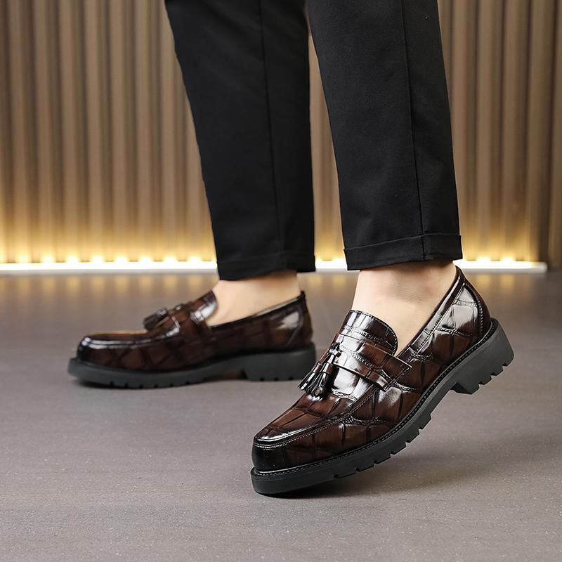 Men Manual Thick Soled Leather Business Shoes Trends Casual Men Party Tassel Loafers Shoes Breathable Men Casual High-end Shoes
