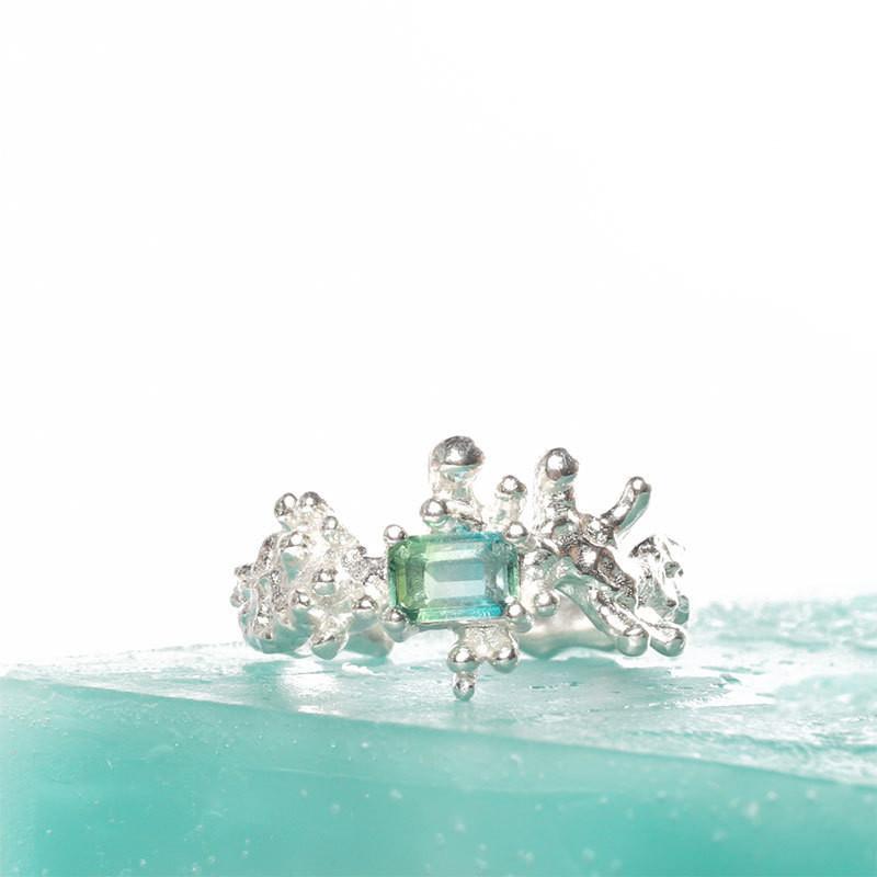 925 Contemporary Sterling Silver Open Ring With Unique Geometric Design And Beautiful Adornments For Style