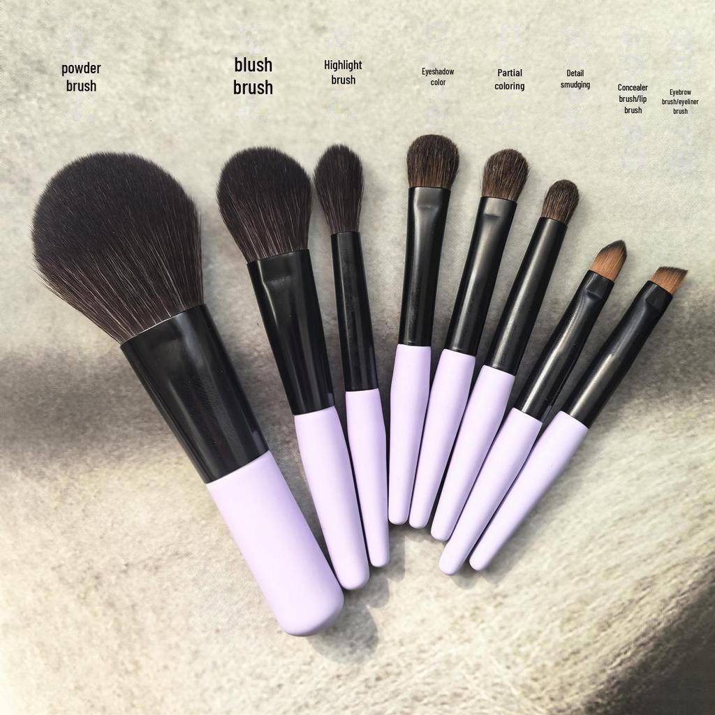 Mini 8-Piece Portable Makeup Brush Set with Short Handles - Animal Hair Eyeshadow & Concealer Brushes for Travel