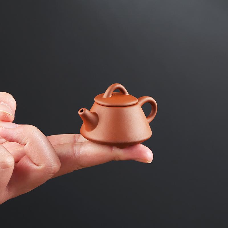 Kiln-altered Mini Purple Clay Teapot, Playable Fingertip Tea Pet and Ornament for Kung Fu Tea Sets