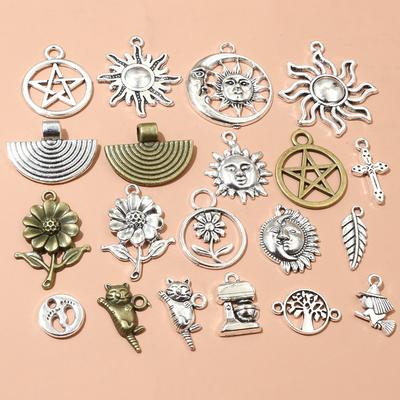 10-50 Stück Legierung Metall Bastelanhänger Anhänger Blume Stern Katze Sonne Form DIY Schmuckherstellung Zubehör für Ohrringe Halskette