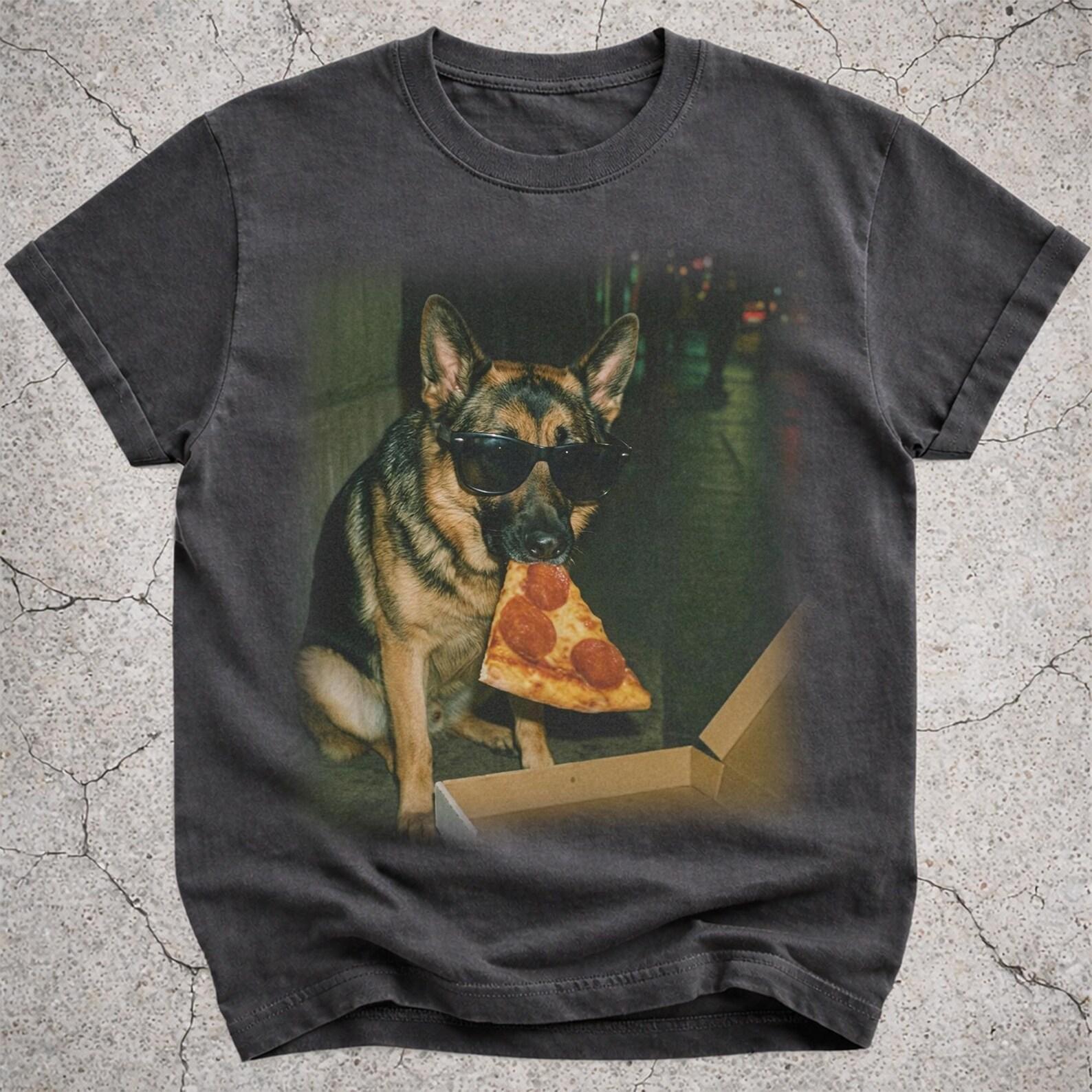 German Shepherd Eating Pizza Shirt, Funny Dog Meme Tee, Pizza Lover Gift, Dog Owner Vintage Graphic T-Shirt 4XL