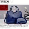 Large Volume Shiny Mother-Tote Bag Stylish With Crocodile Print