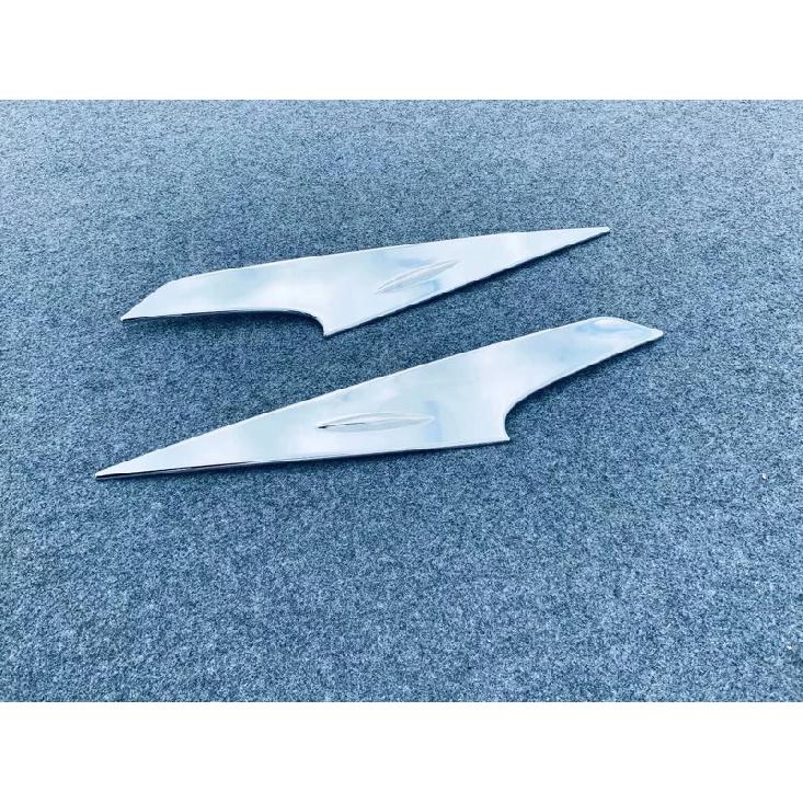 For Toyota Yaris Cross (XP210)    Car Accessories ABS Chrome Headlamp Lamp Eyebrow Trim Molding