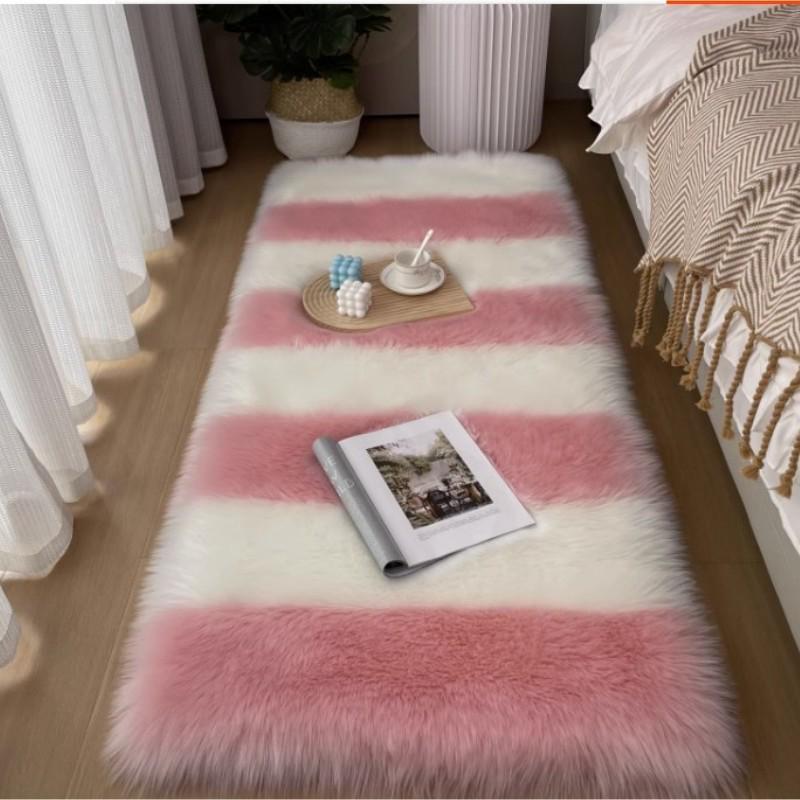 

Nordic Faux Wool Plush Rug: Bedroom, Living Room, Balcony Floor Mat 60x150cm