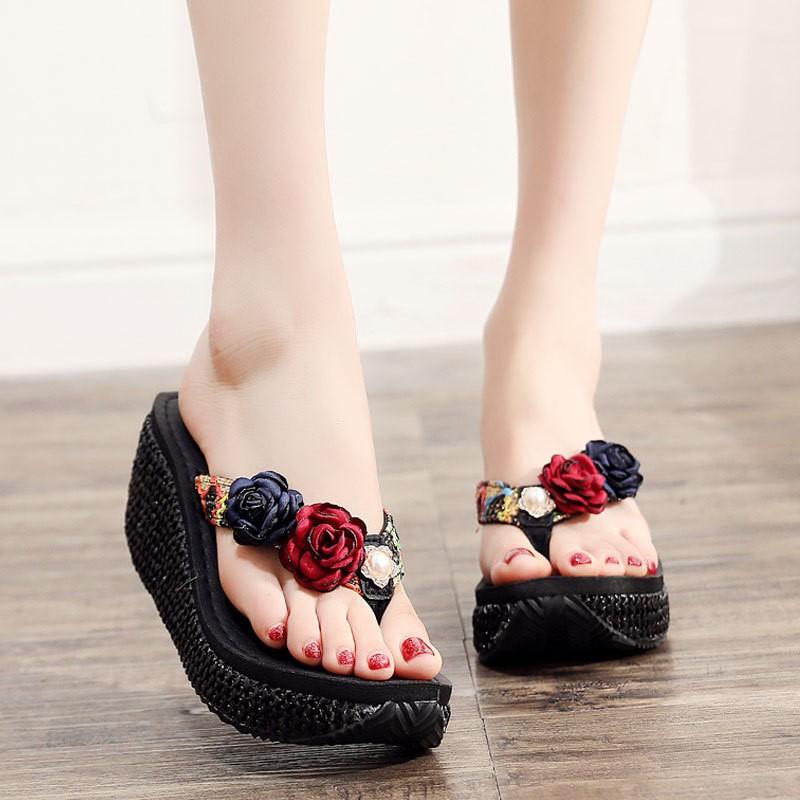 7cm high heel women's wedge-shaped anti slip outdoor slippers Summer beach shoes Feet clip flower anti slip slippers