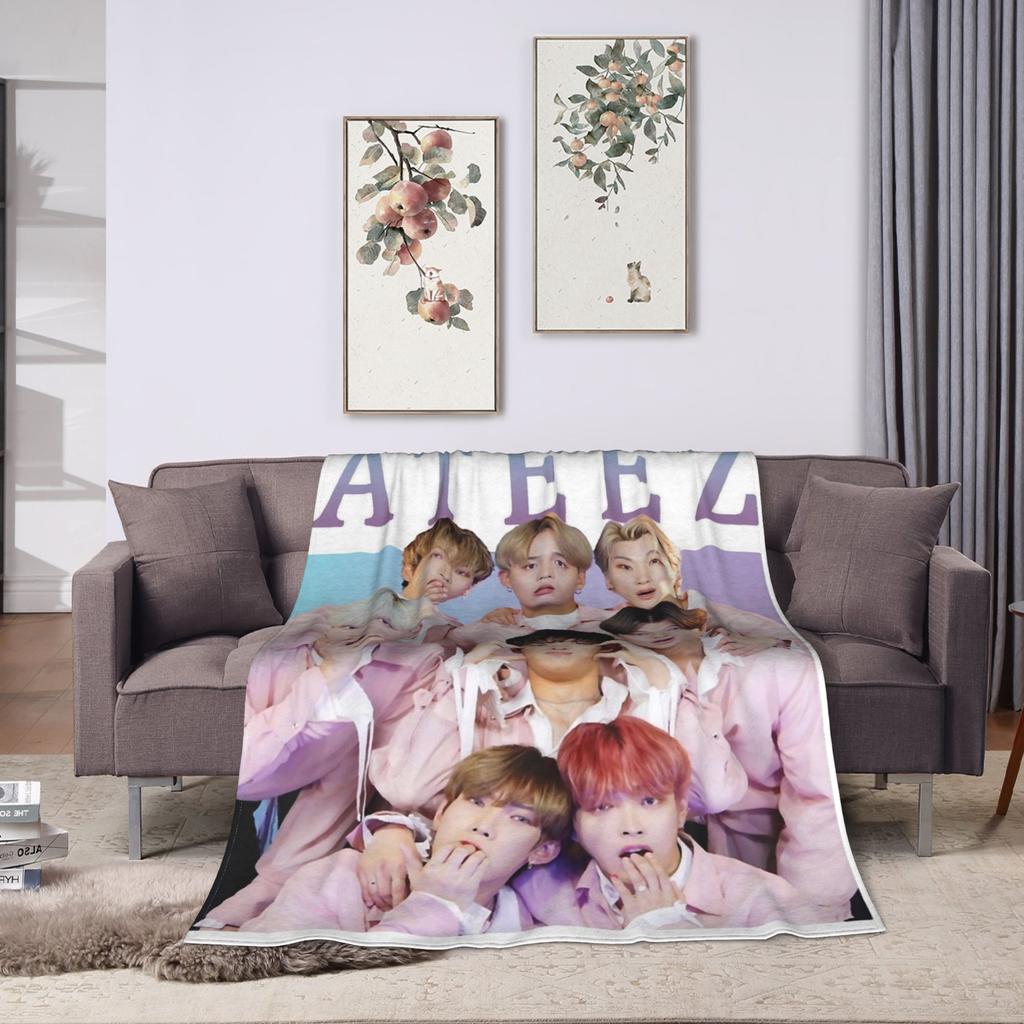Yunho 90s Ateez Kpop Band Blankets Flannel Spring/Autumn   Multifunction Lightweight Throw Blanket for Sofa Bedroom Rug Piece