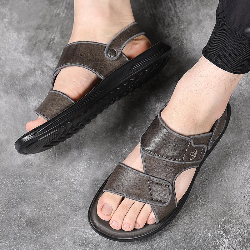 Men's sandals summer breathable sandals leaking toes wear non-slip casual fashion beach cool slippers men 2025