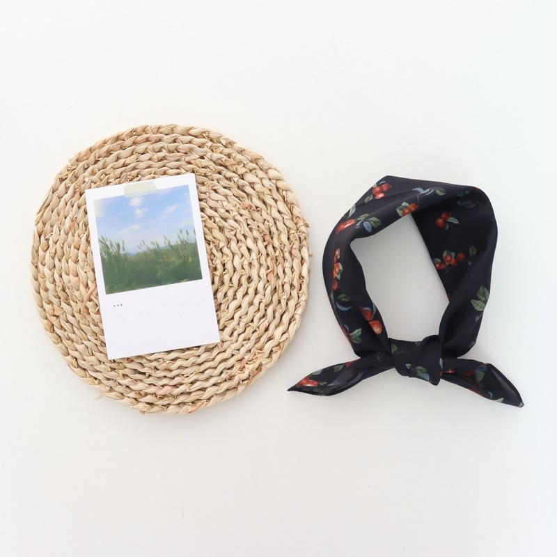 100% Cotton Kerchief Floral Thin High-Grade Silk Scarf Travel Scarf Decorative Western Style Scarf for Women Small Sqare Scarf