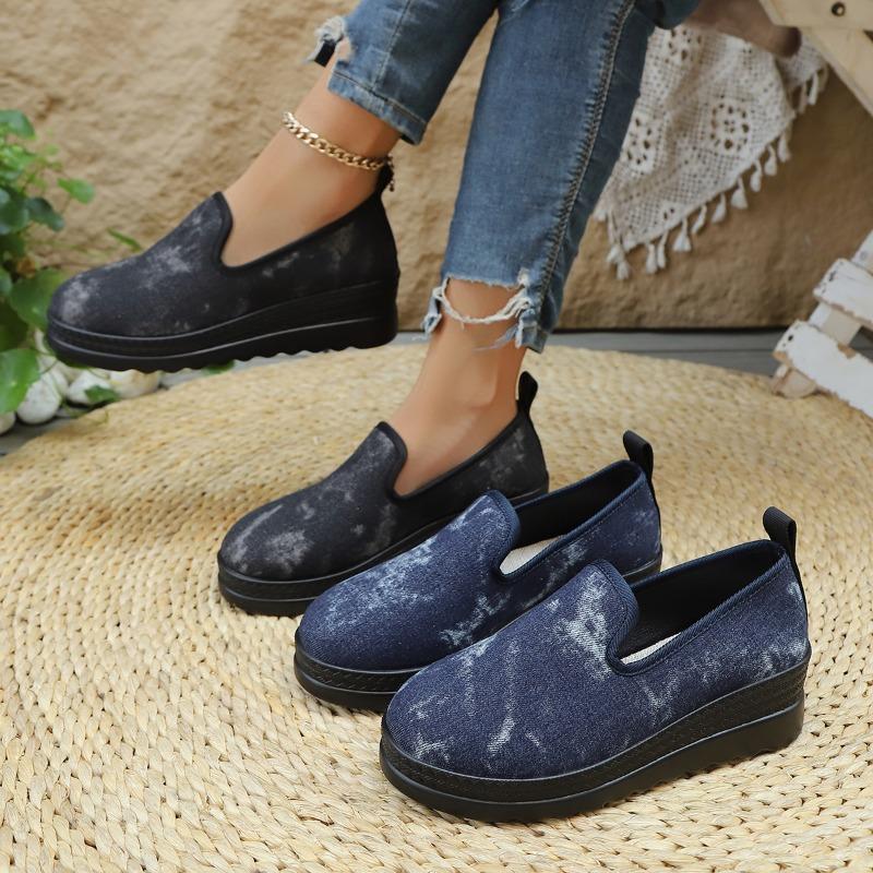 2025 New Comfortable Versatile Wedge Heel Slip On Shoes Autumn Retro Design Shallow Mouth Casual Single Shoes for Women