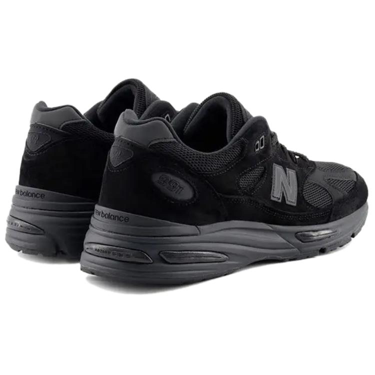 New Balance 991v2 Made In England Triple Black Unisex Sneakers U991KK2