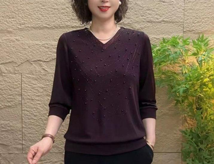 

Plus Size Slimming Long-Sleeve T-shirt - Casual & Stylish Spring/Autumn Top for Moms 5XL