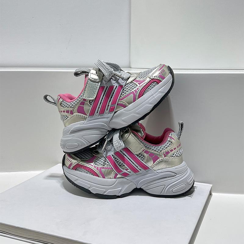 Children's sports shoes 2025 spring new classmates girls breathable mesh shoes casual shoes soft sole boys dad shoes