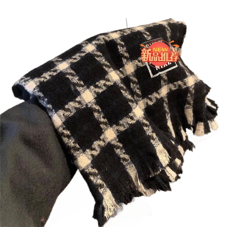 Retro Plaid Scarf Girls Winter Ins Versatile Thickened Warm Long Shawl Dual-purpose Versatile Student Scarf