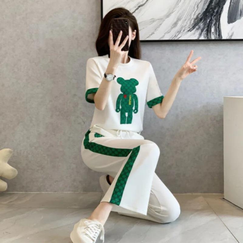European Summer Sports Suit Women's Embroidered Bear Western Style Short Sleeve Wide Leg Pants Two-piece Set