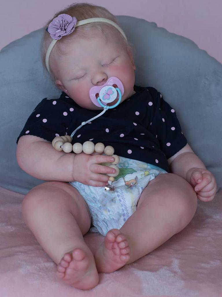 BZDOLL Realistická 60 cm Reborn spící panenka s 3D malbou kůže a cévních žil, 24 palcová měkká silikonová novorozená panenka, roztomilá holčička, dárek k narozeninám