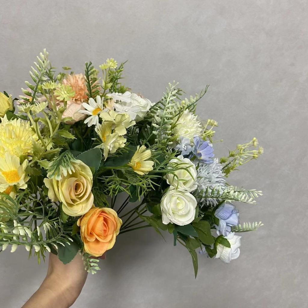 1Pc Simulated Plastic Brushed Rose Daisy Hydrangea Bouquet for Outdoor Wedding Arch Dining Table Home Bridal Bouquet Corsage Decoration
