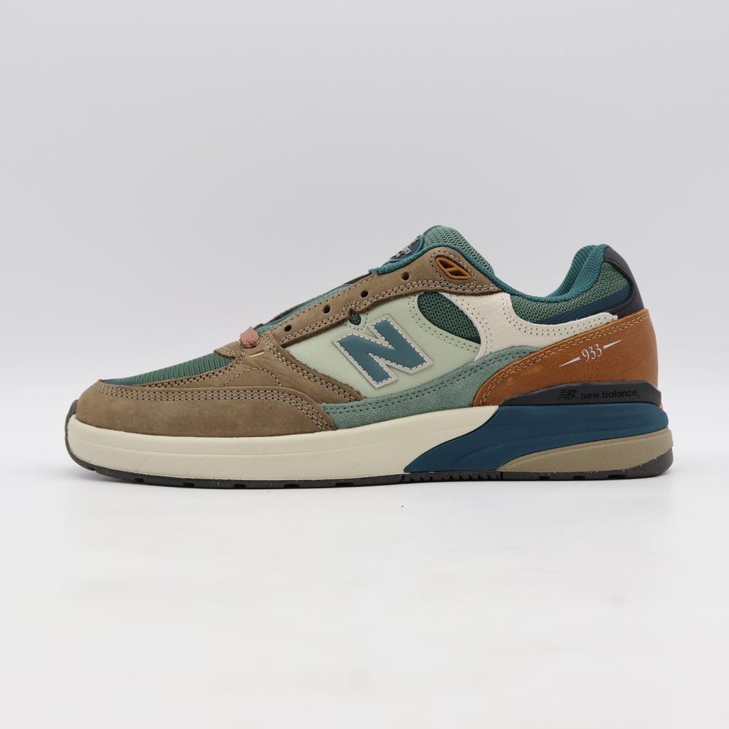 NM933ORI New Balance NB Numeric Andrew Reynolds 933 Mushroom (Men's)