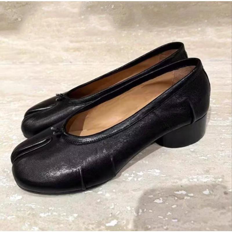 Fashion Spring Women Low-heel Split Toe Shoes Soft Leather Shallow Slip On Women Mary Janes Single Shoes Tabis Retro Ballet Shoes