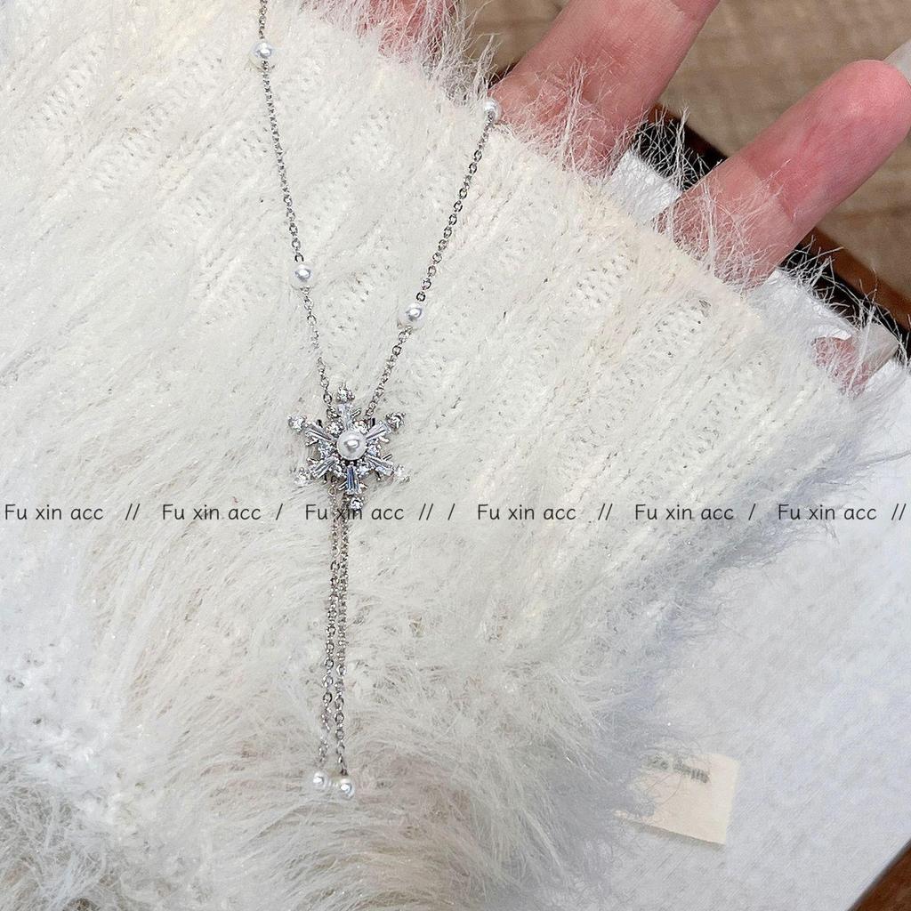 Elegant Snowflake Tassel Pearl Necklace & High-End Earrings Set (2024) - French Light Luxury Design for Women