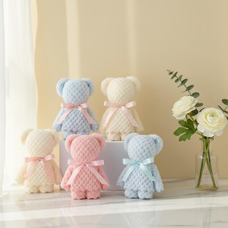 Luxury Velvet Bear Towel Plush Texture Kids Hand Towel Soft Absorbent for Hotel Guest Bathroom Use