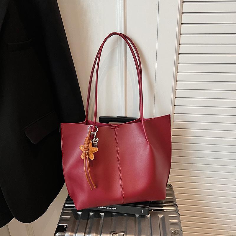 Retro bag women's large capacity 2025 new autumn and winter versatile shoulder underarm bag casual work commuter tote bag