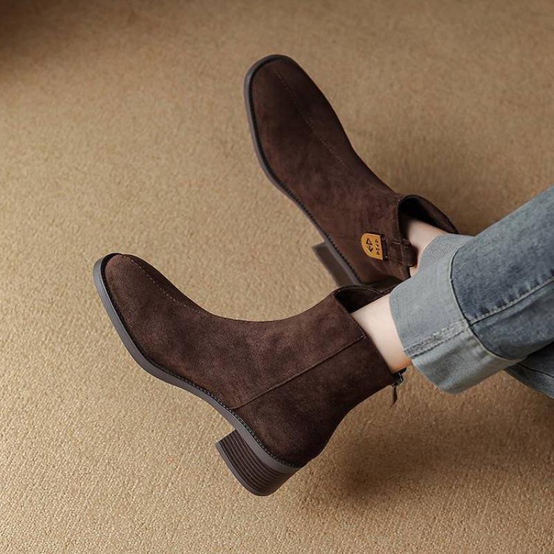 Autumn and Winter Women's Suede Rear Zipper Martin Boots Solid Color Round Head Medium Heel Large Size Women's Boots Round Head New Medium Boots