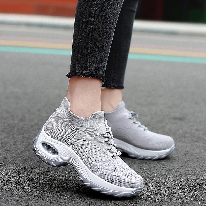 Herbst neue Fußabdeckung atmungsaktive Socken Schuhe Luftpolster Erhöhung Sportschuhe und Freizeitschuhe