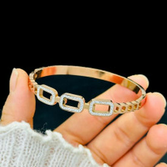 Women's High-End Starry Sky Silver Titanium Steel Bracelet - Versatile, Fade-Resistant, Full Diamond Stainless Steel Plain Band.