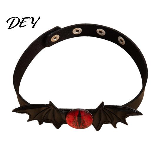 Evil Eye Necklace Gothic Bat Leather Choker Necklace, Devil Eyes Collar for Women Unique Gift Her Men, Adjustable Wing Clavicle Halloween Party