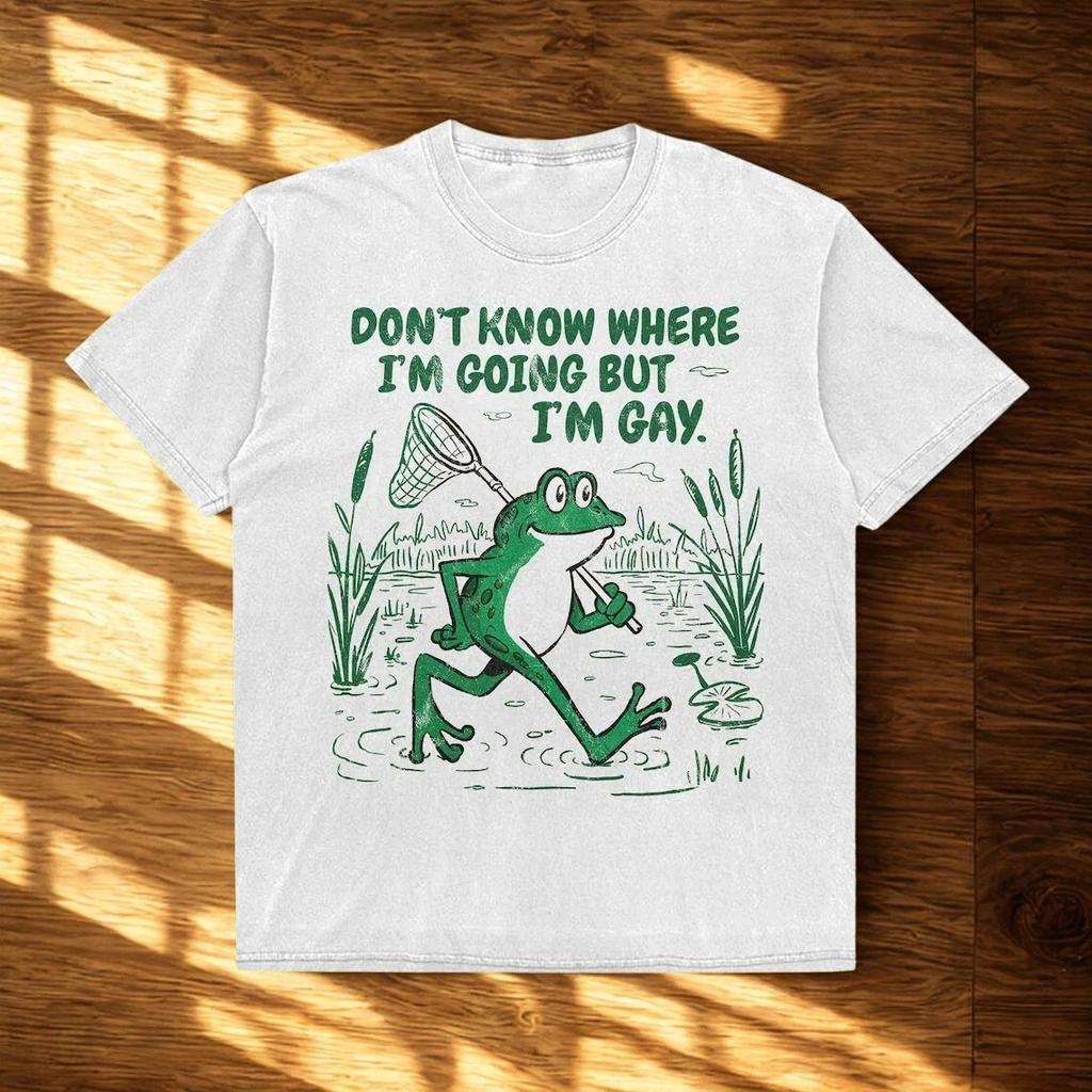 Don't Know Where I'm Going But I'm Gay Frog T Shirt - Cute LGBTQ Meme Tee