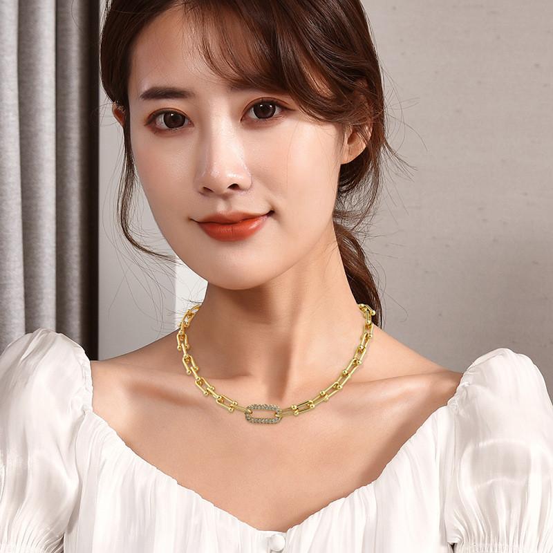 Gorgeous Durable And Stainless Steel Rhinestone Necklace For Women Gift Ready Design