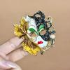 Spilla a Maschera Sbalzata Stile Cinese Con Design Vintage Per Donne e Uomini