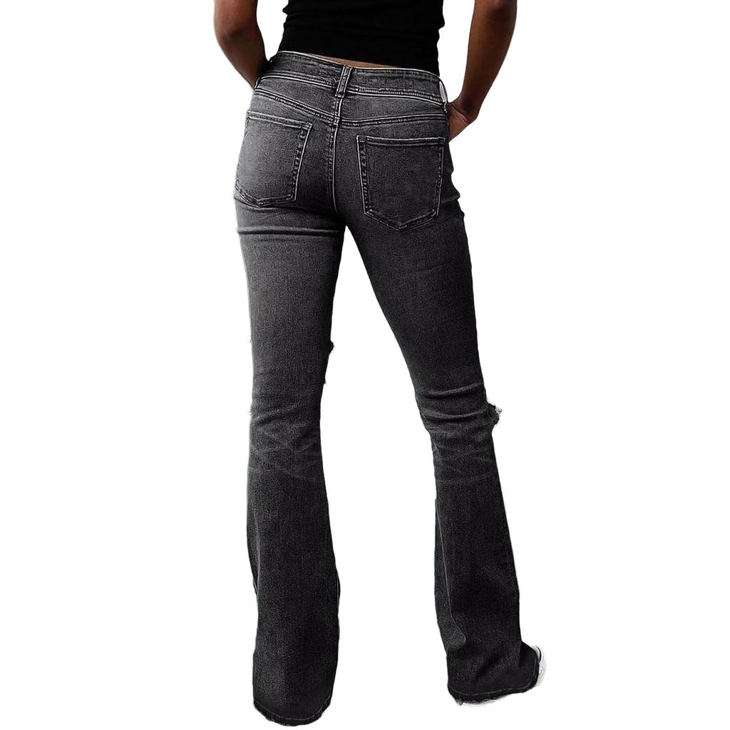Lässige Damen-Jeans mit leicht ausgestelltem Bein und Rissen