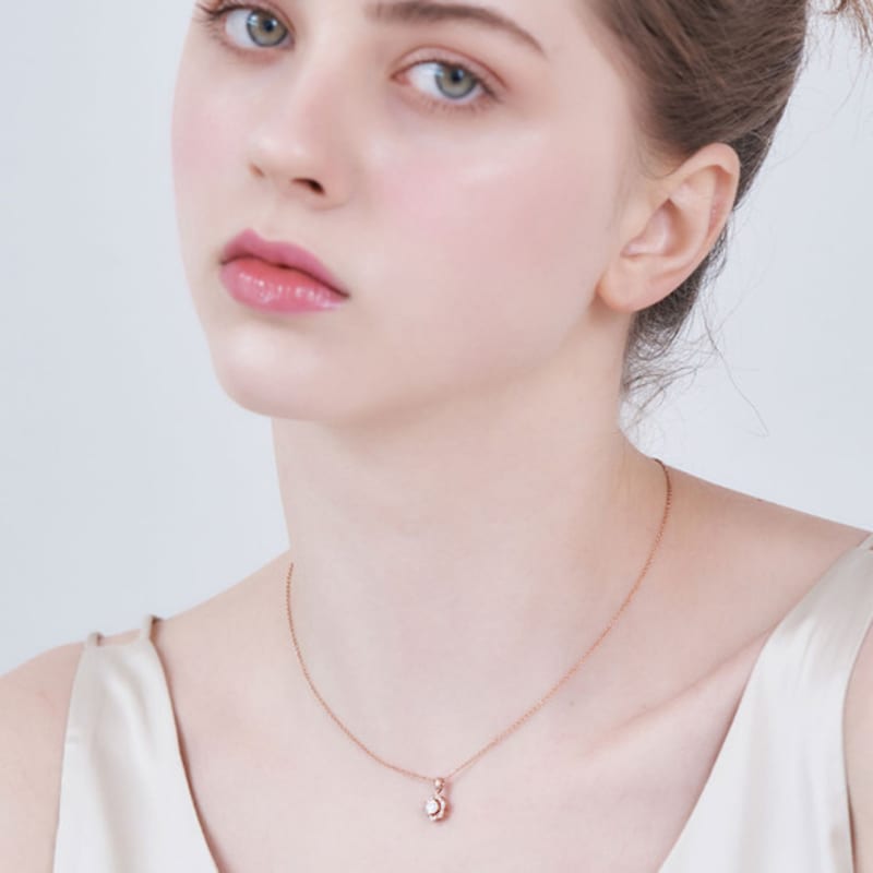 CRANNE Flower Line Necklace C24NB122