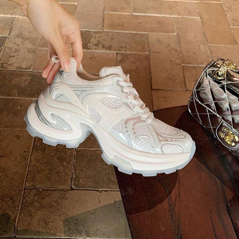 Thicksoled silver dad shoes women's spring and summer new breathable heightening Internet celebrity fried street ins tide casual sports shoes