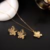 Vintage Exaggerated Metal Big Flower Pendant Necklace for Women Gold Color Geometric Texture Floral Choker Party Jewelry Gifts