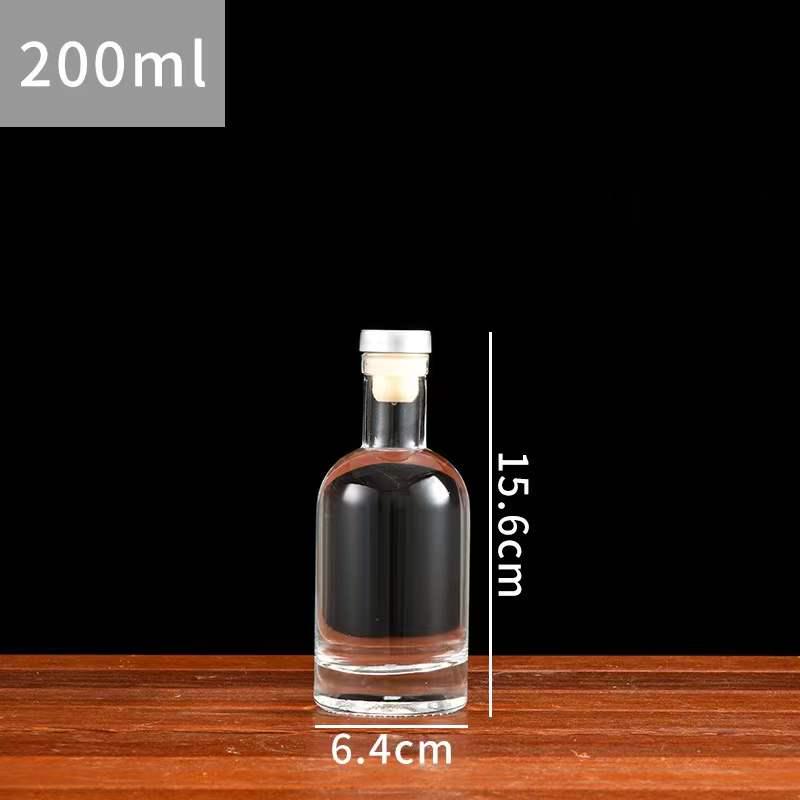 

1 Jin Sealed Glass Wine Bottle - Transparent Storage for Baijiu, 2 Jin Capacity Small Container.