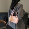 Handbag Women's New Fashion Shoulder Messenger Bag