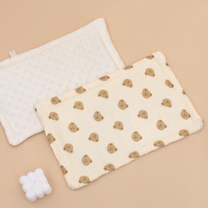 Universal Newborn Fleece Pillow: Soothing Doudou for 0-12 Months