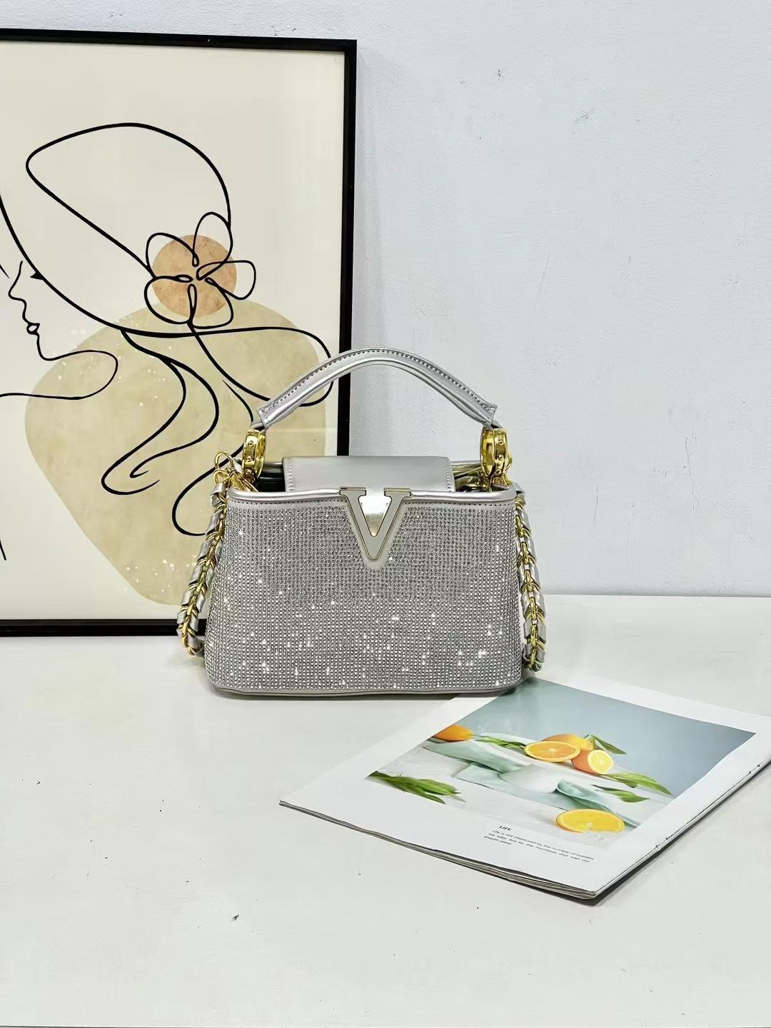 

Guifei 2024 Retro Diamond-Inlaid Women s Shoulder & Crossbody Bag