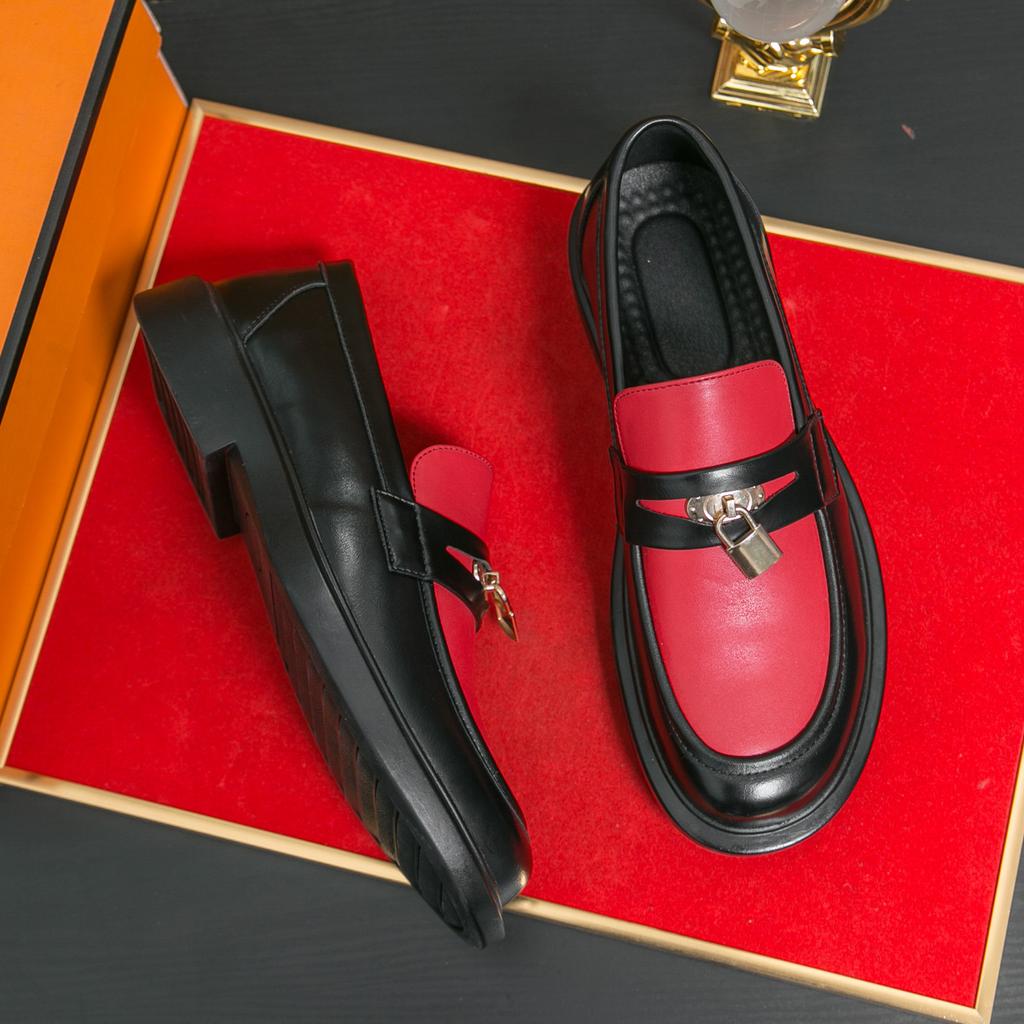 Fashion 2025 Men Metal Lock Decor Loafers Leather Slip-On Shoes Fashion Business Casual Footwear Non-Slip Sole Comfortable Driving Shoes