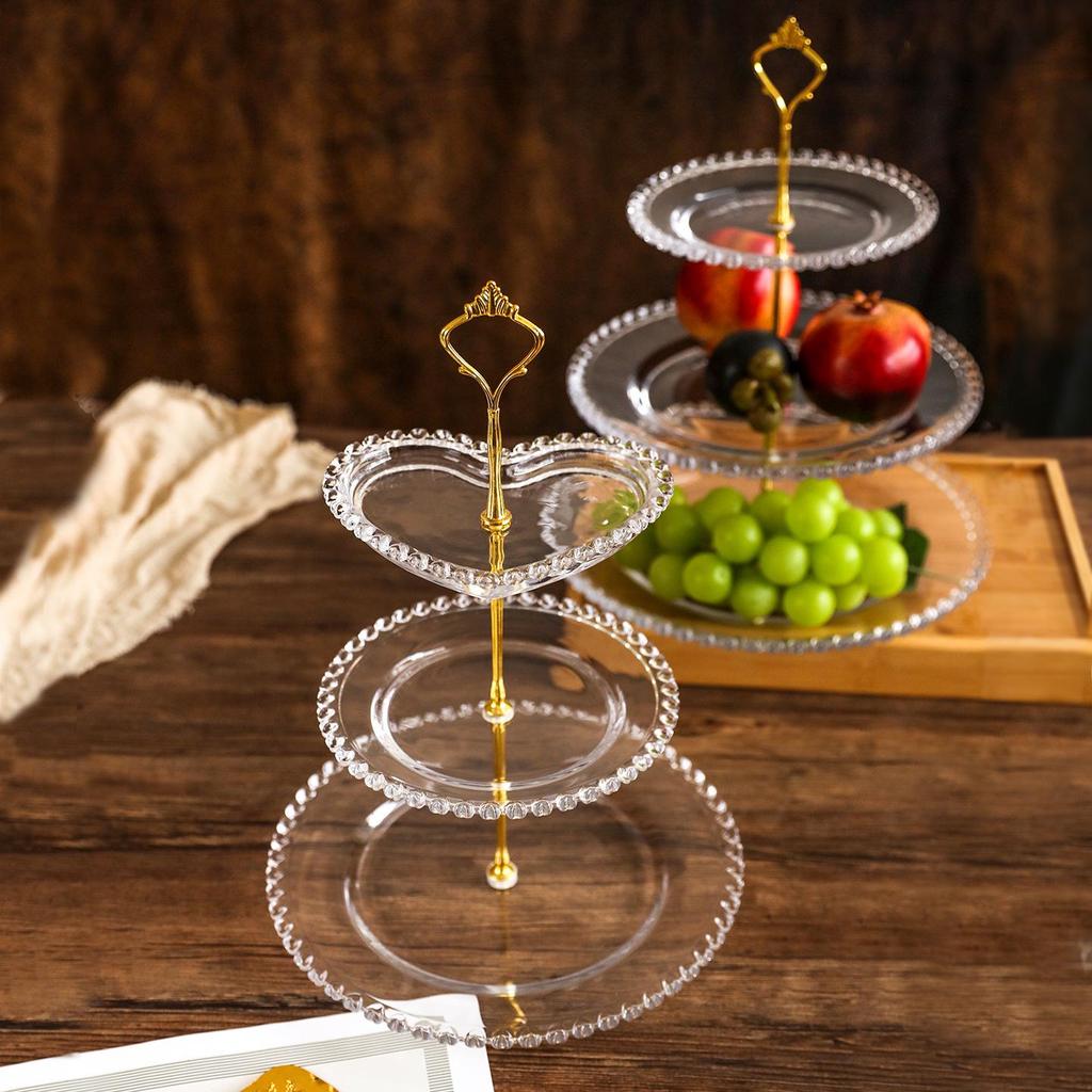 Elegantní skleněný vícepatrový stojan na dezerty a svačiny